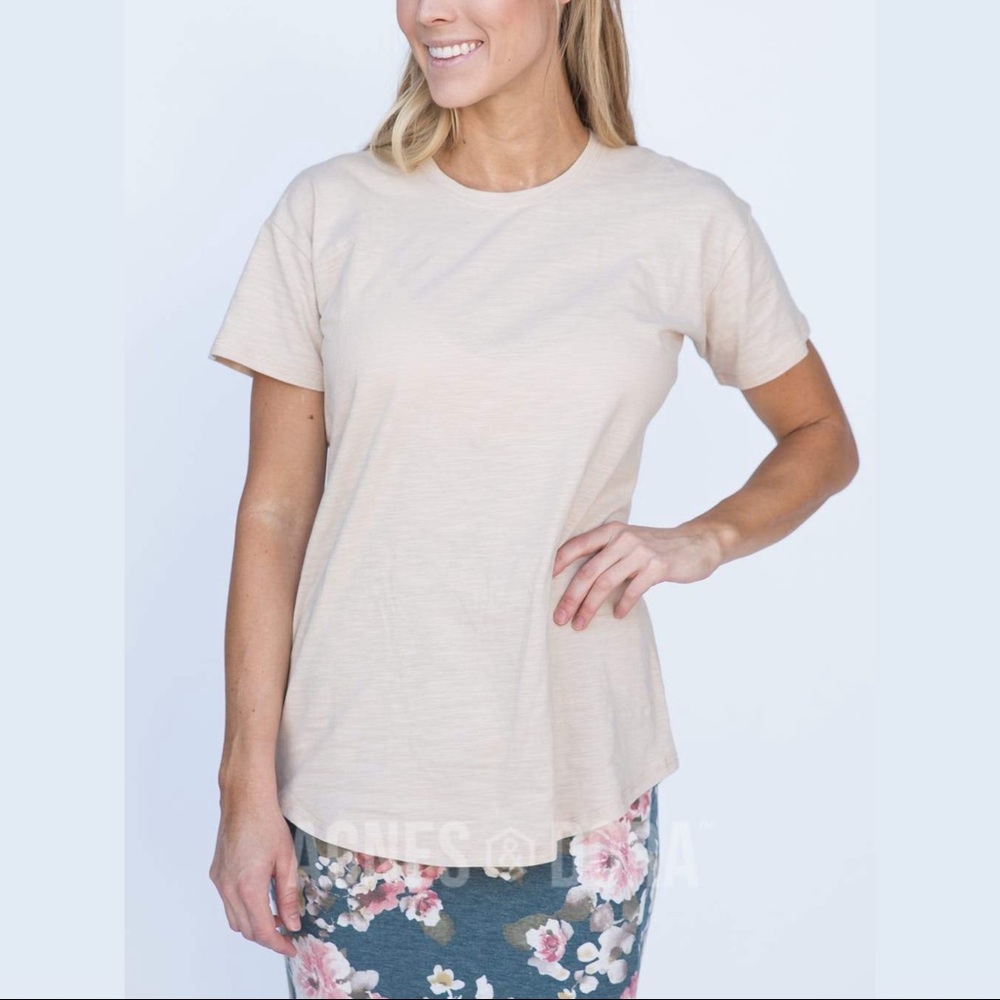 Agnes & Dora Favorite Tee Frappe Tan Cotton Comfy New With Tags